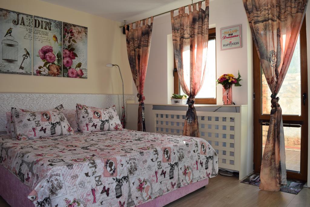 Boutique Villa Rosa Dei Venti Балчик Екстериор снимка
